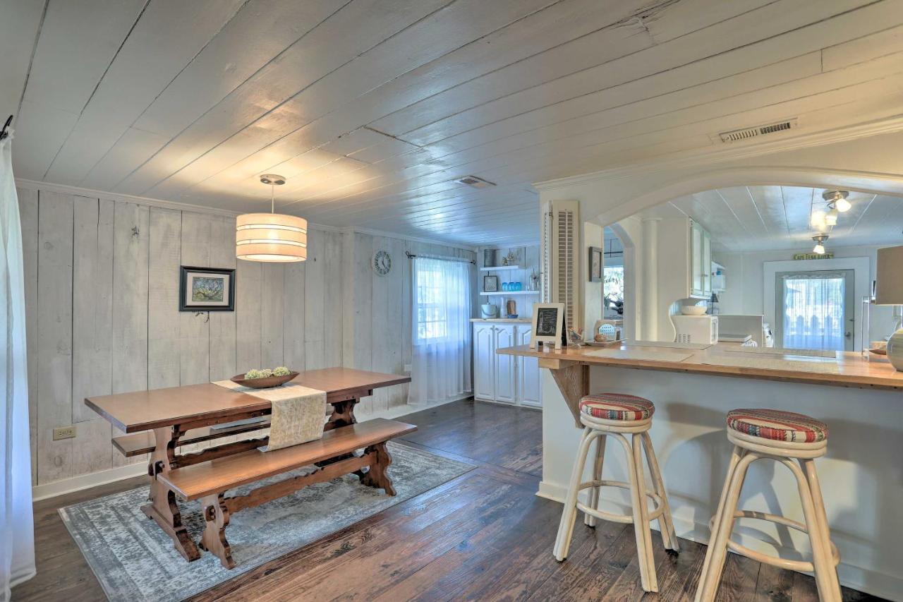 Coastal, Walkable Home In Historic Southport! Buitenkant foto