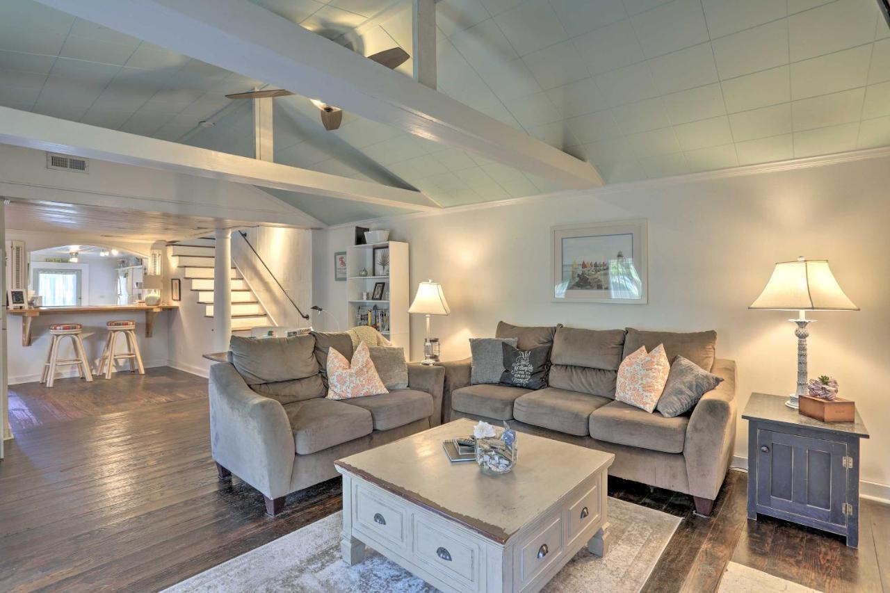 Coastal, Walkable Home In Historic Southport! Buitenkant foto